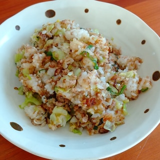 ホットプレートで簡単☆豚ひき肉のチャーハン